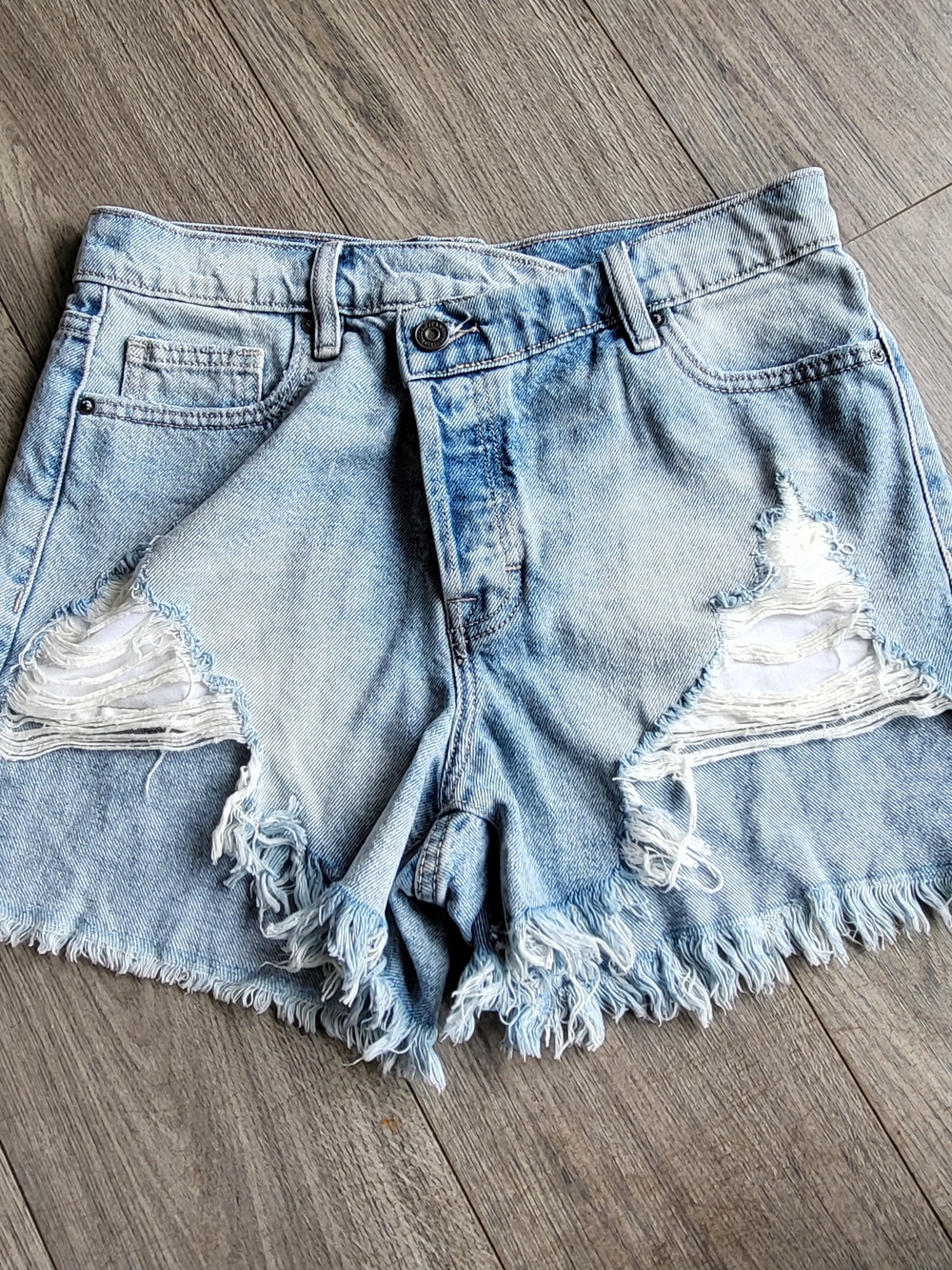 Hidden LA Crossover Waist Distressed Denim Shorts Light Wash Blue Festival Sz M